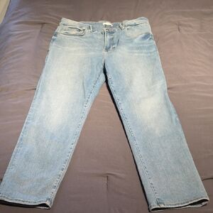 Good American Light Wash Straight Leg Jeans